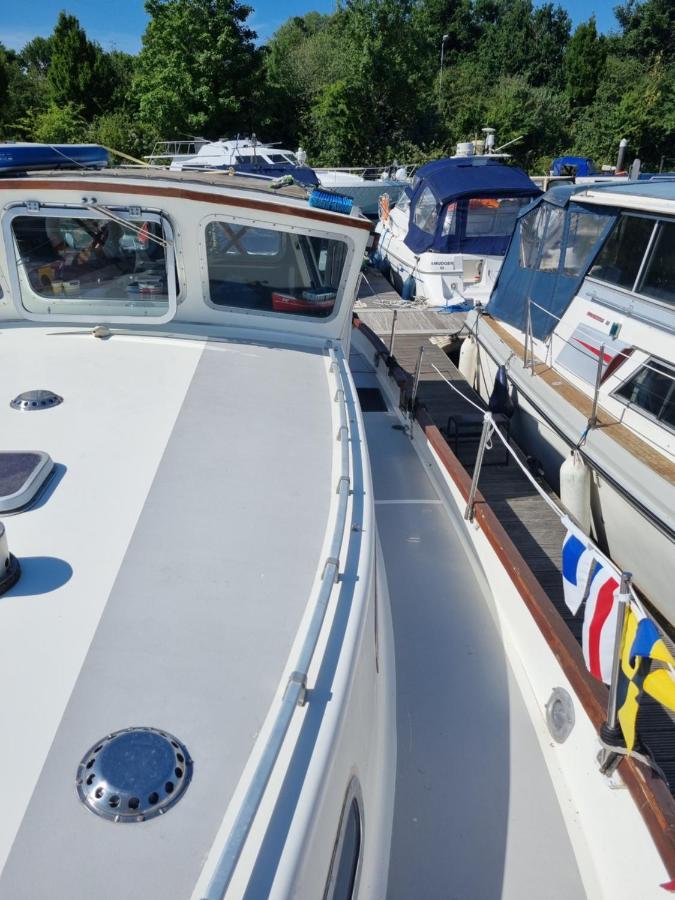 Traditional Boat Hotel Thorpe  ภายนอก รูปภาพ